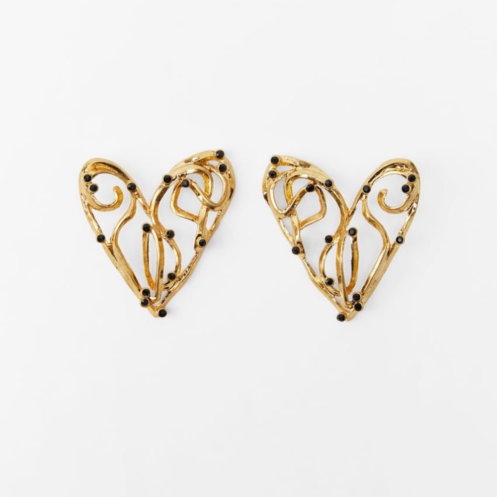 Zara Textured Heart Earrings